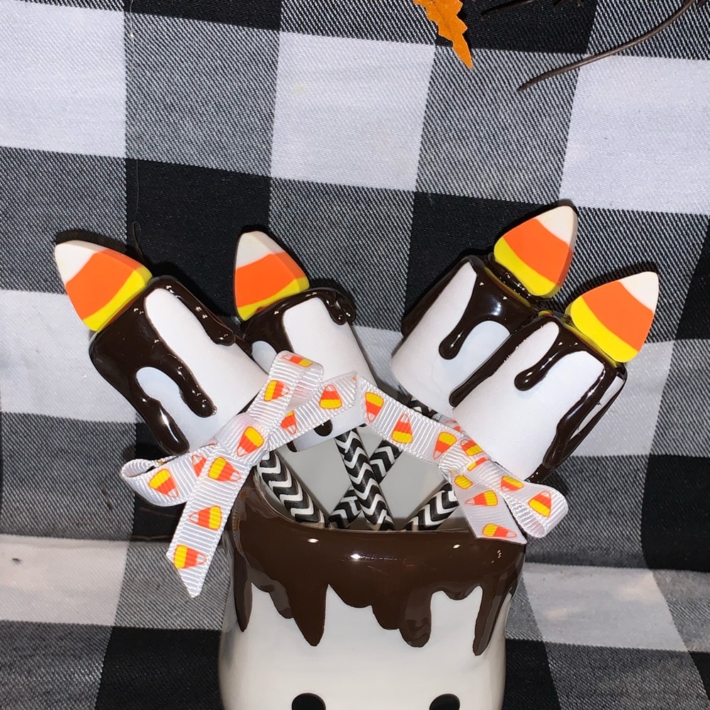 Candy Corn Marshmallow for Halloween 🎃